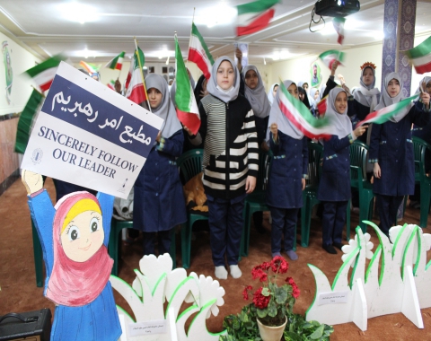 مراسم جشن پیروزی انقلاب ویژه پایه پنجم-17 بهمن ماه